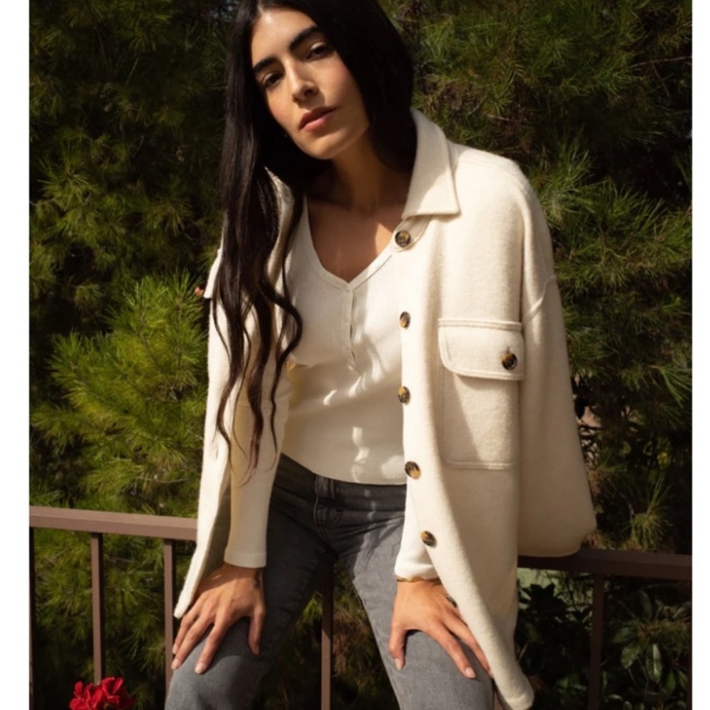 AMO Wool Shirt Jacket Cream Size Large